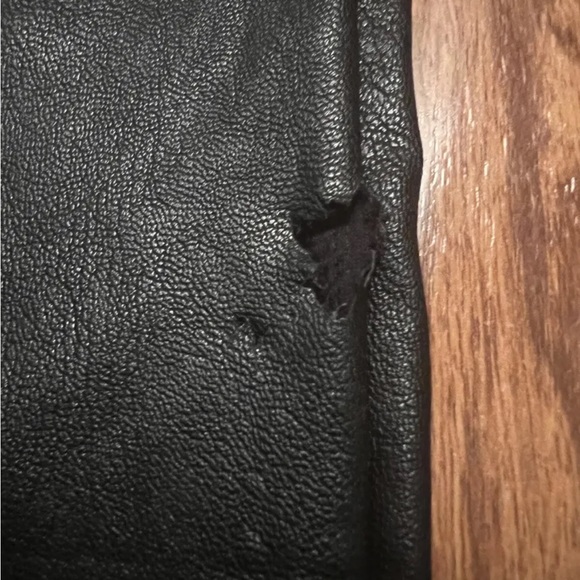 COMMANDO FAUX LEATHER  BLACK JOGGERS M WITH POCKETS 28.25” INSEAM  $148 - Picture 3 of 8